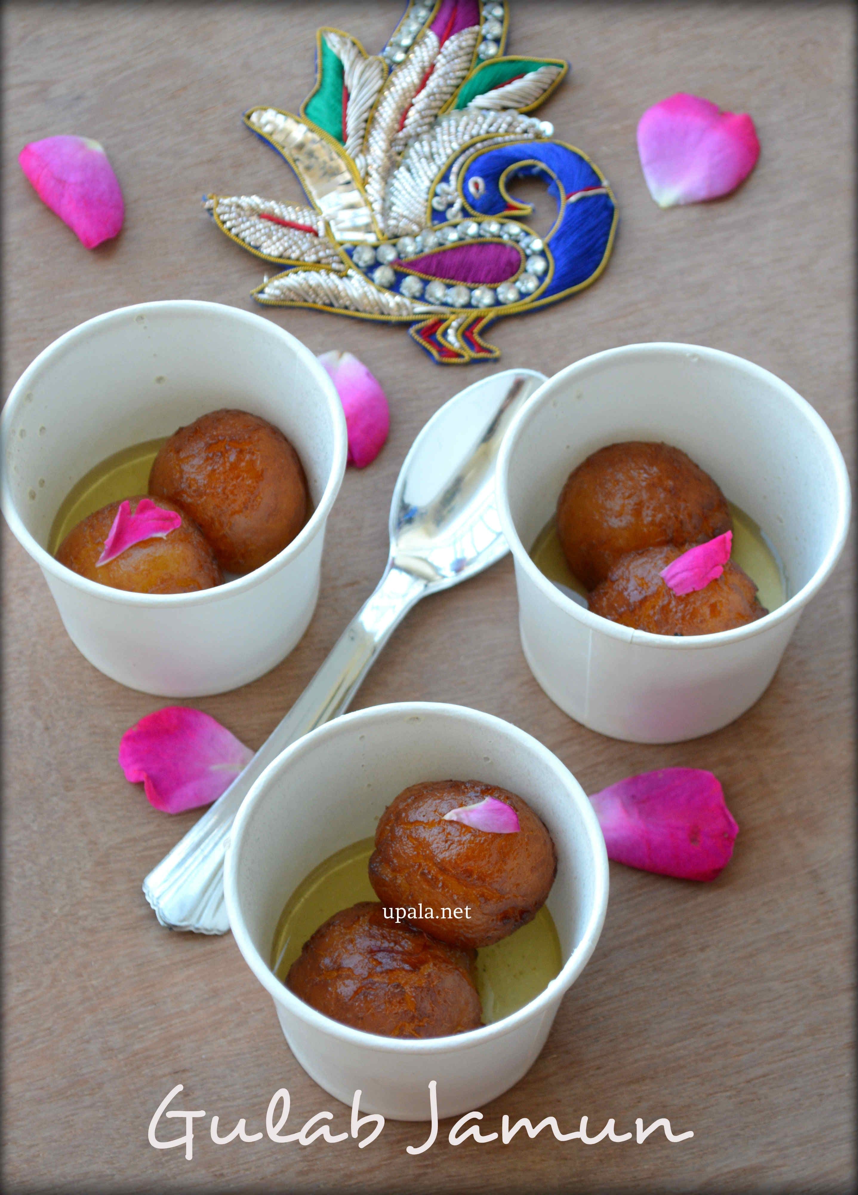 Dry Gulab Jamun